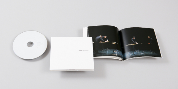 Ryoji Ikeda | music for percussion w/ Ryoji Ikeda CD+ブックレット デザイン 2018 Design Team: Takeshi Asano, Keigo Shiotani © Ryoji Ikeda Photo: Takeshi Asano