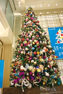 2011-201３年unicef祈りのツリープロジェクト/銀座三越５メートルの祈りのビッグツリー