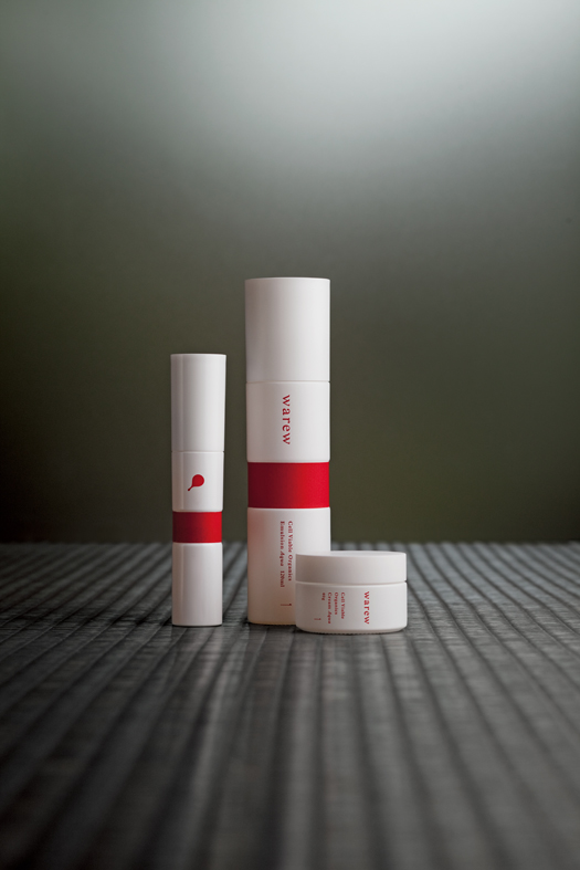 warew/ 2013/ Cosmedia Laboratories Co., Ltd./ Photo: Hatta
