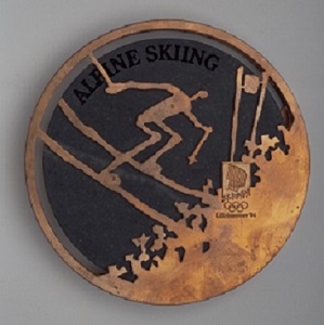 <div style='text-align:left;'>1994年リレハンメル大会, 銅メダル / ©International Olympic Committee</div>